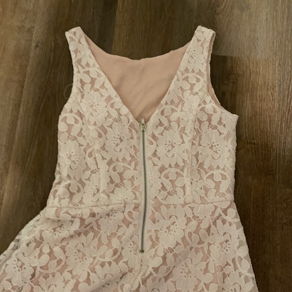 Light blush pink dress - Picture 4 of 4